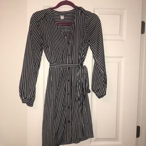 black and white shirt dress